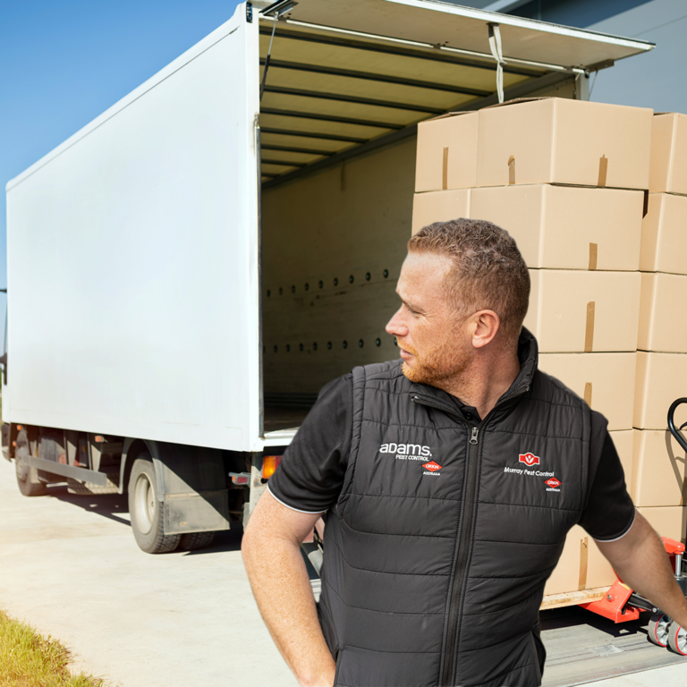 Logistics-Truck-Pest-Exterminate